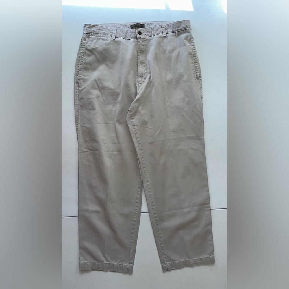 Well Worn Men's Khaki Chinos See photos for measurements. Tag worn.